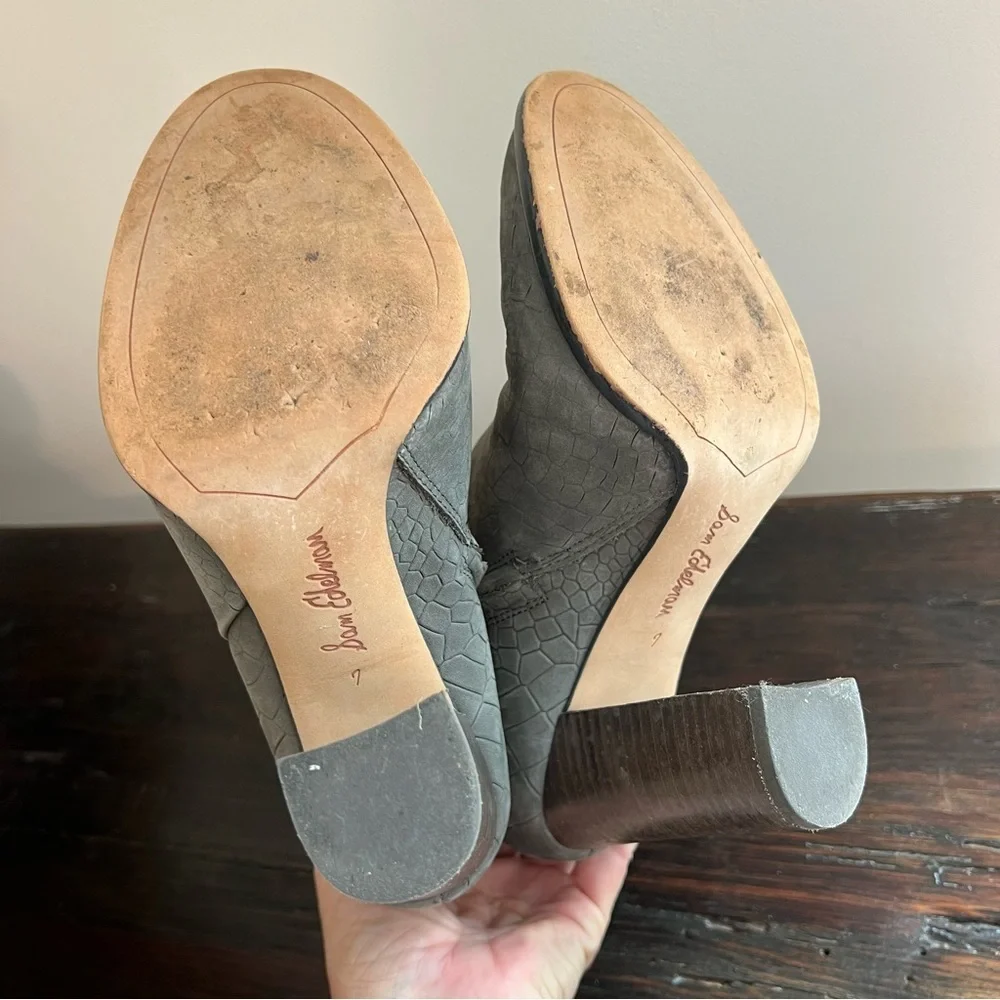 Sam Edelman gray genuine suede leather heeled ankle boots booties size 7 Croc